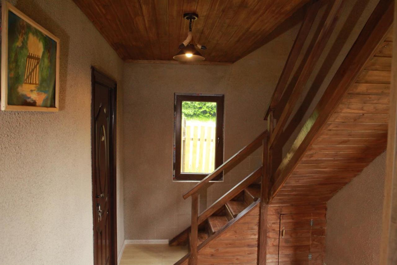 Cottage Woodside Mestia Exterior photo