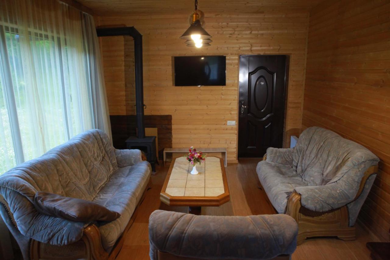 Cottage Woodside Mestia Exterior photo